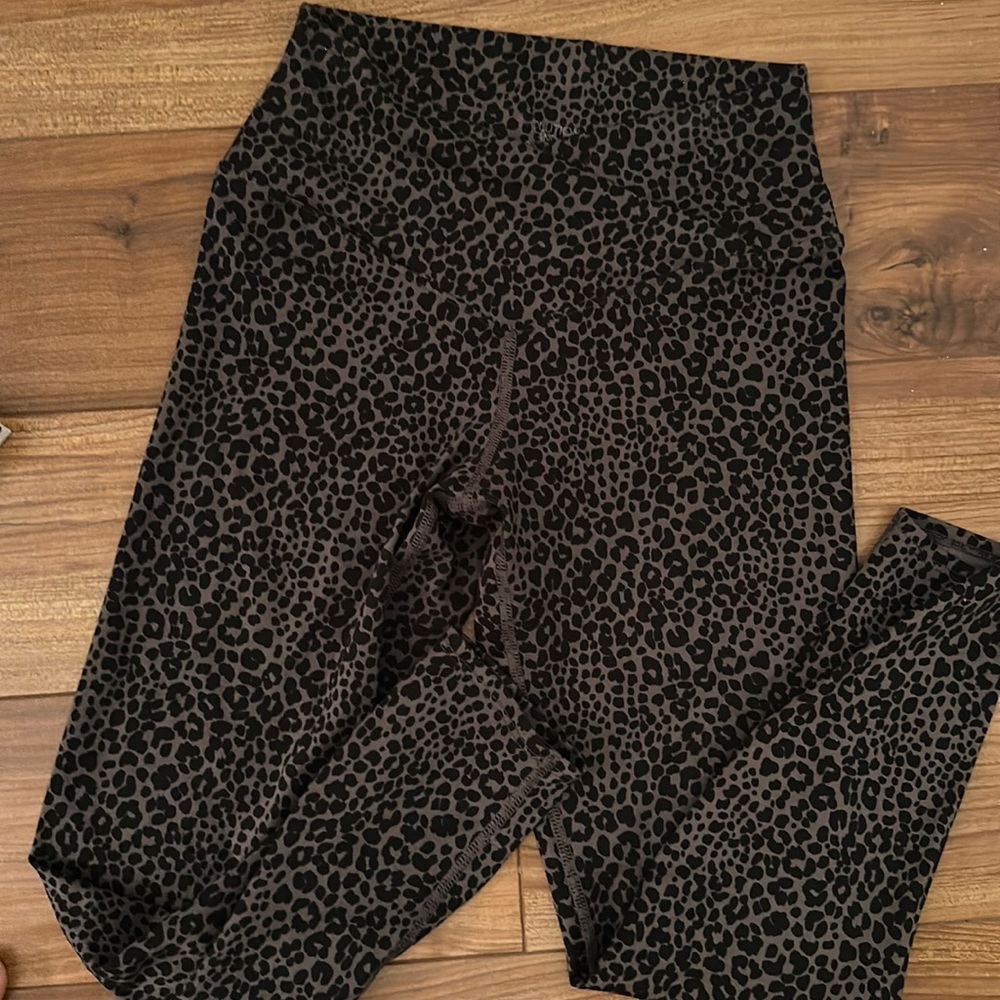 Leopard leggings